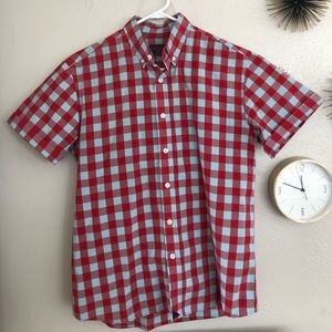 UNTUCKit Small Slim Fit button up